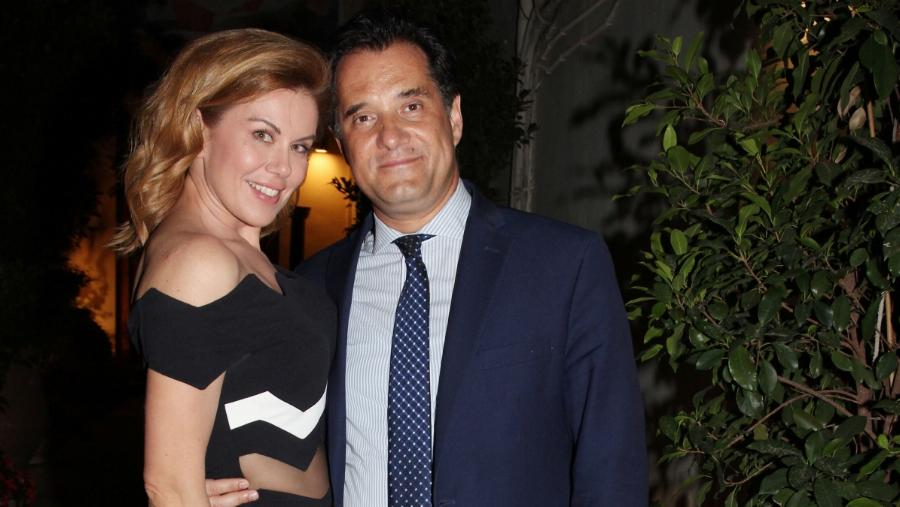 Λόγια έρωτα Μανωλίδου για Γεωργιάδη: «Θα μπορούσε να είναι με πολλές γυναίκες! Τι κάνει μαζί μου;»