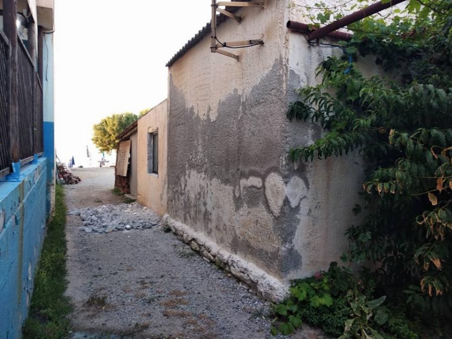 Η τρώγλη που έγινε παλατάκι: Ανακαινίστηκε το σπίτι της άπορης γιαγιάς με τα πέντε εγγόνια από την Κρήτη