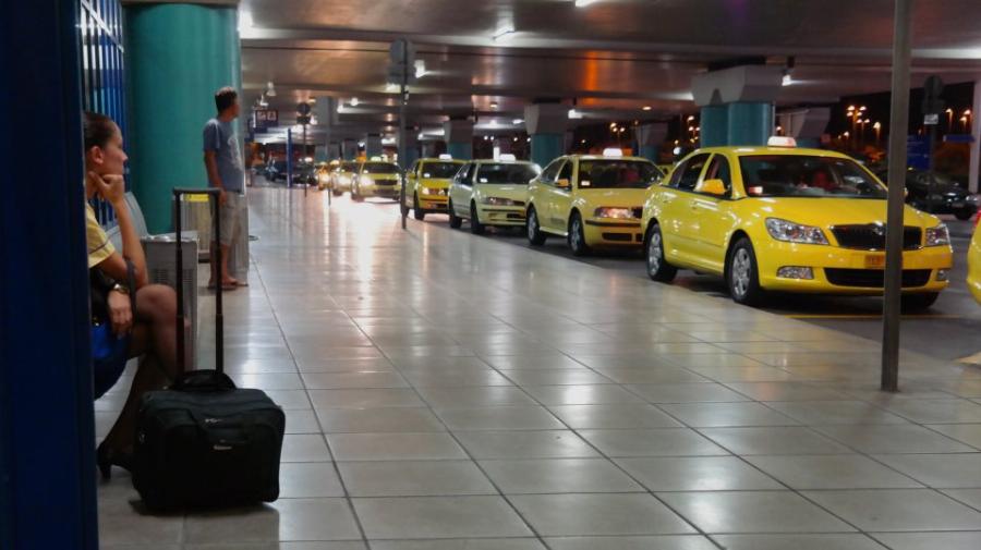 Οδηγός ταξί ζήτησε 35 ευρώ για διαδρομή 5 λεπτών