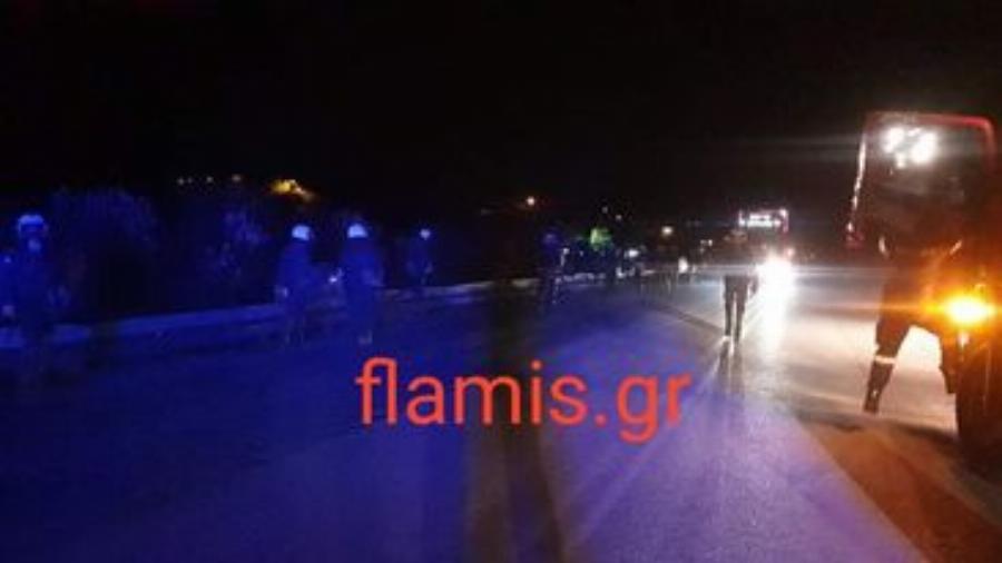 Νταλικέρηδες: Kινήθηκαν εναντίον των Ρομά που είχαν κλείσει τον δρόμο