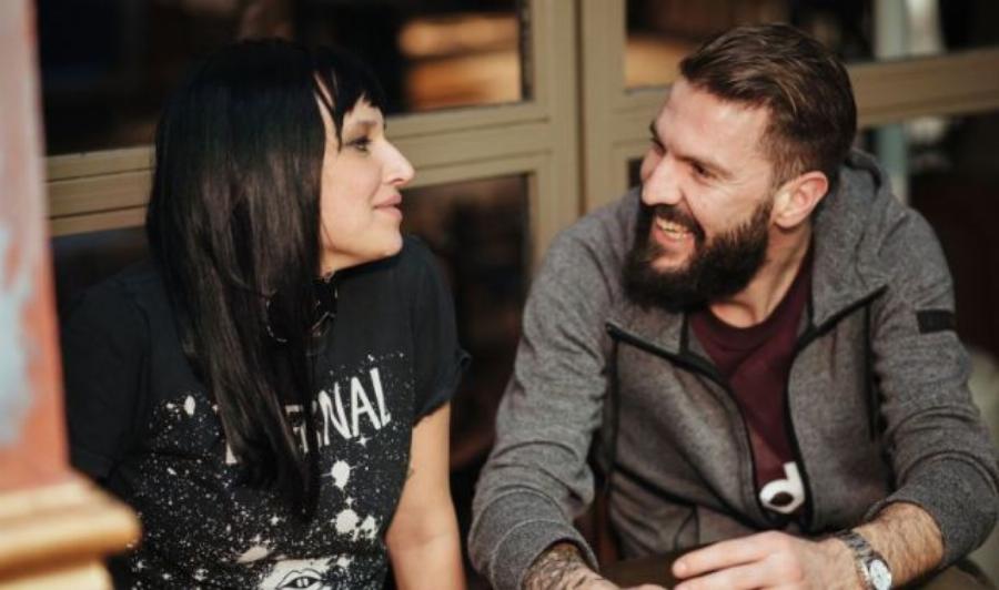 Έρωτας με διαφορά ηλικίας: 6 διάσημες Ελληνίδες που παντρεύτηκαν μικρότερους άντρες