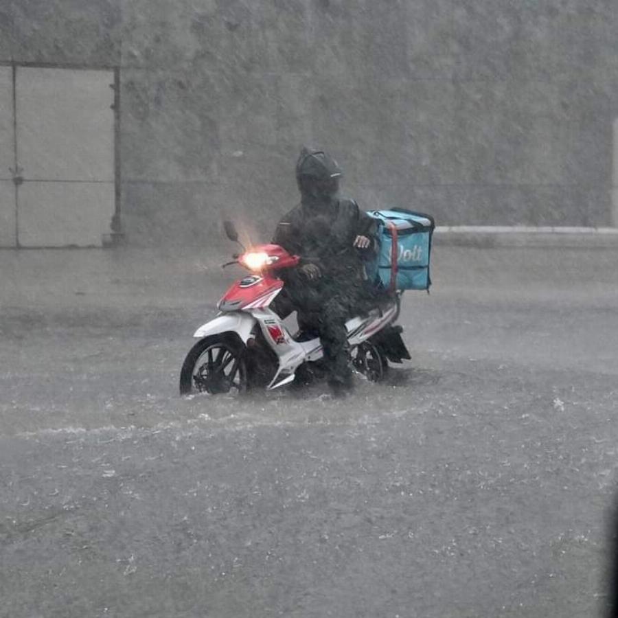 «Ξεχάστε το ντελίβερι σήμερα! Βολευτείτε με ό,τι έχετε…»: Ξέσπασμα Ρούλας Κορομηλά