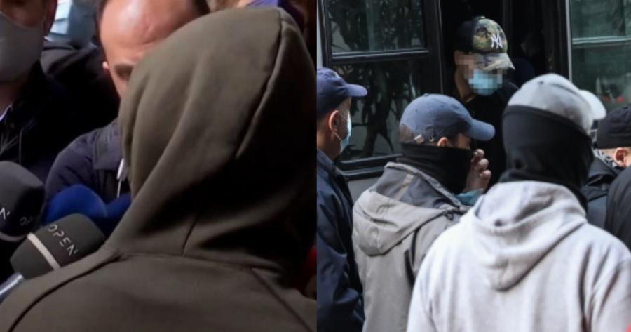 Παρουσιάστηκε στα Δικαστήρια Πειραιά ο 14χρονος Ρομά