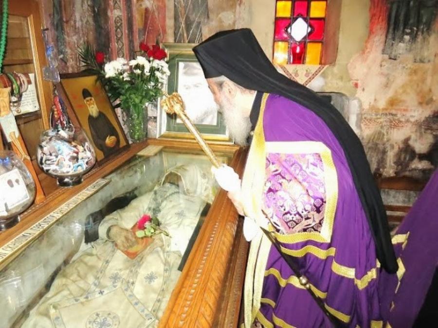 Σπουδαίο θαύμα: Άφθαρτο για χρόνια το σκήνωμα του Γέροντα Βησσαρίωνα Αγαθωνίτη