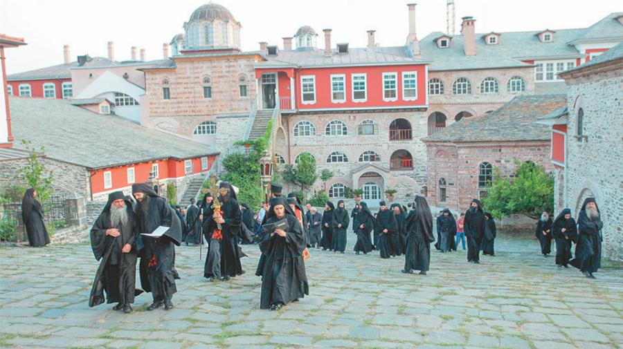 «Ψευδής ο αγώνας κατά του κακού»: Άγιο Όρος –  Τα εμβόλια βελτιώνουν τη ζωή των ανθρώπων