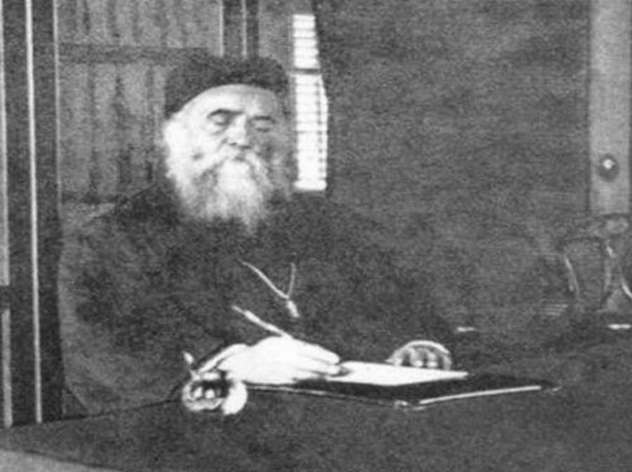 Παράτησαν το φέρετρο του Αγίου Νεκτάριου στα σκαλιά: Ούτε οι Ιερείς είχαν χρόνο να τον διαβάσουν