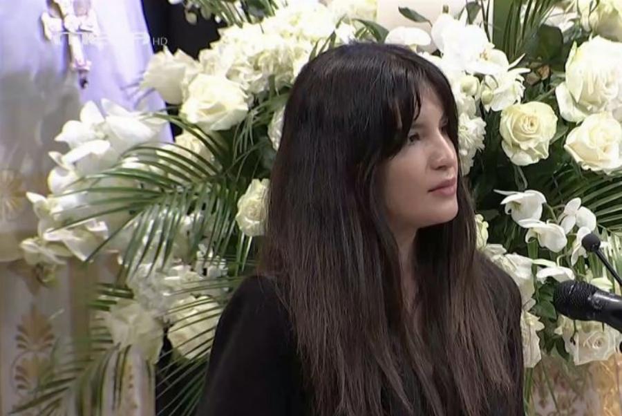 «Θα μας λείψει το χάδι, το χαμόγελό σου και το ζεϊμπέκικο της ζωής σου»: Συγκινεί η Αιμιλία Γεννηματά