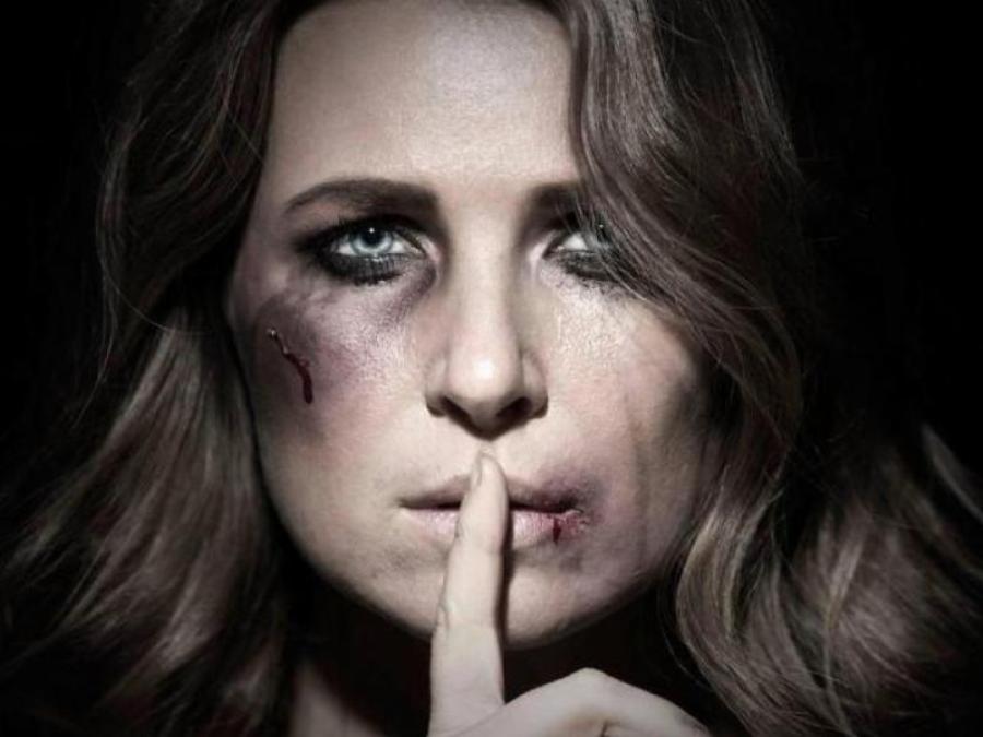 Είπα ή τώρα θα φύγω όρθια ή την επόμενη σε φέρετρο-αναγκάστηκα να εγκαταλείψω το νησί