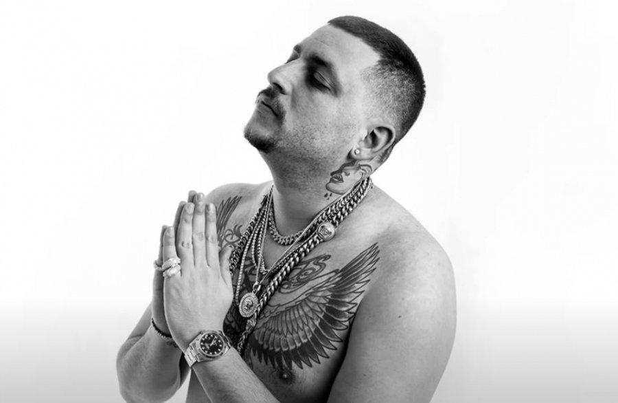 “Αποφασισμένος να τον φωτογραφίσει”: Η λεπτομέρεια της φωτογραφίας του Mad Clip μέσα από το νεκροτομείο