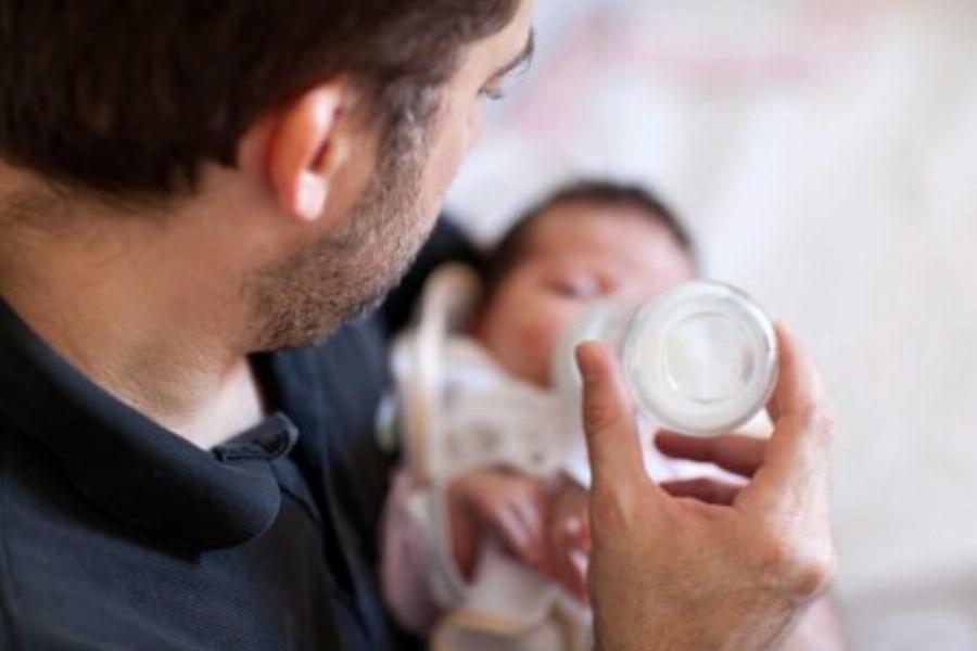 «Δεν της αναγνώριζα το παιδί και τώρα που θέλω να το αναγνωρίσω, δεν με αφήνει»: Συγκλονίζει η εξομολόγηση ενός πατέρα