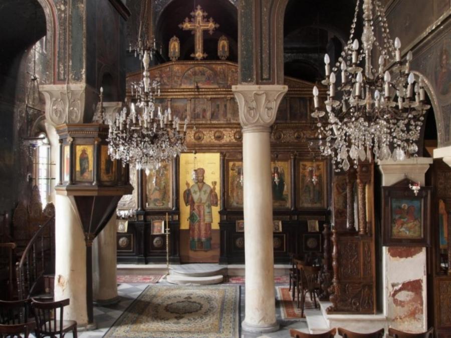 H καμπάνα που χτύπησε για πρώτη φορά στην Αθήνα – Το εκκλησάκι της Πλάκας