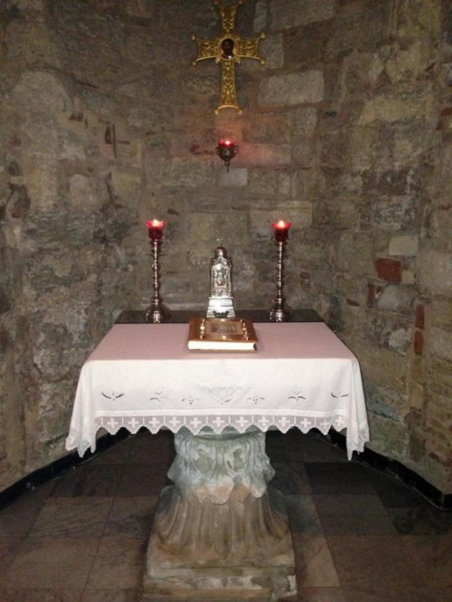 H καμπάνα που χτύπησε για πρώτη φορά στην Αθήνα – Το εκκλησάκι της Πλάκας