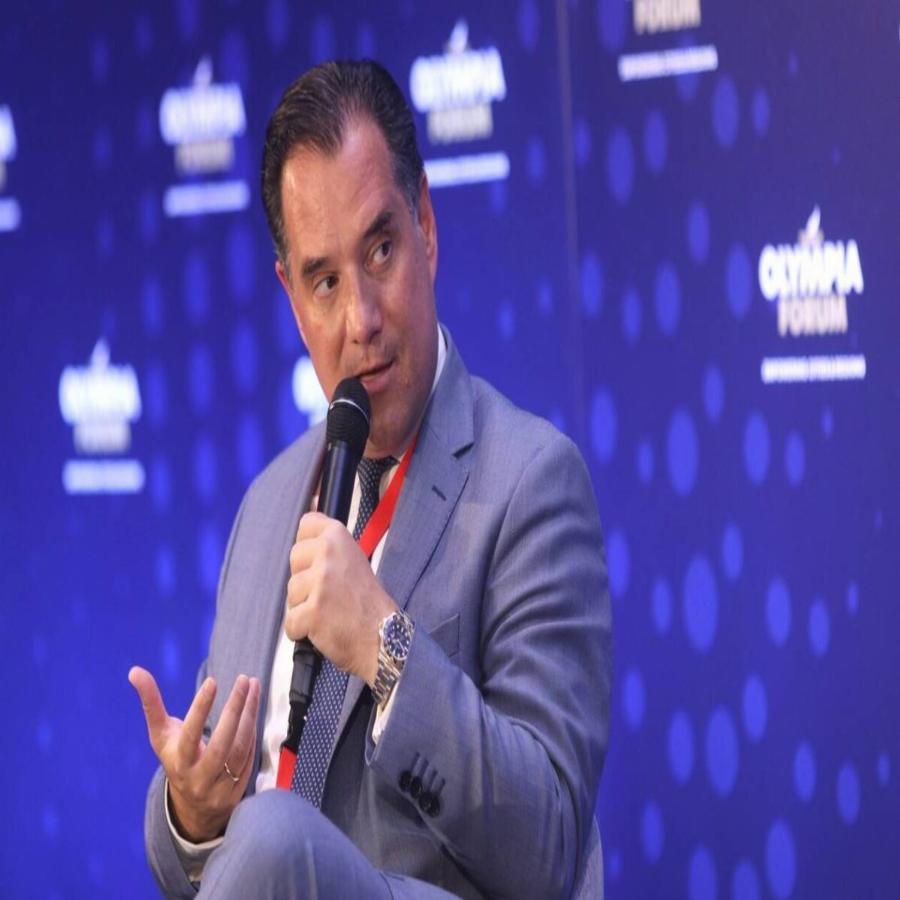 Άδωνις Γεωργιάδης: Δεν θέλεις να εμβολιαστείς; Μη σώσεις!