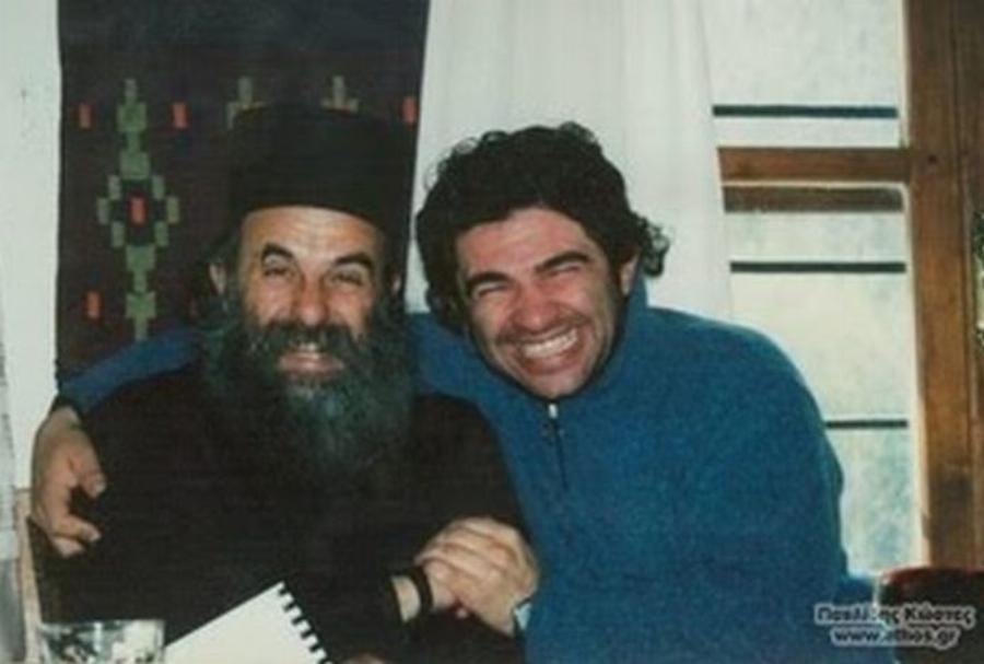 Νίκος Κουρκούλης: Το θαύμα της Αγίας Άννας και η ίαση του τραγουδιστή από τον καρκίνο