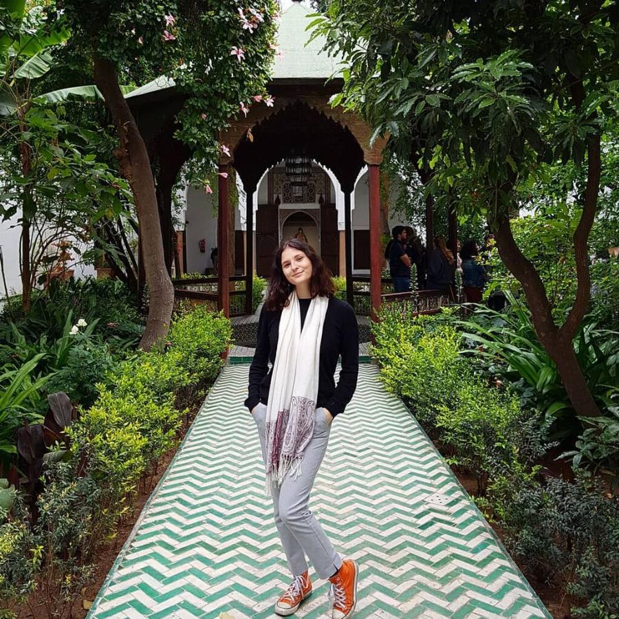 Ρεγγίνα Καραμίχου: Η κούκλα κόρη του Γιώργου Καραμίχου έγινε 22 ετών και είναι ίδια ο μπαμπάς της