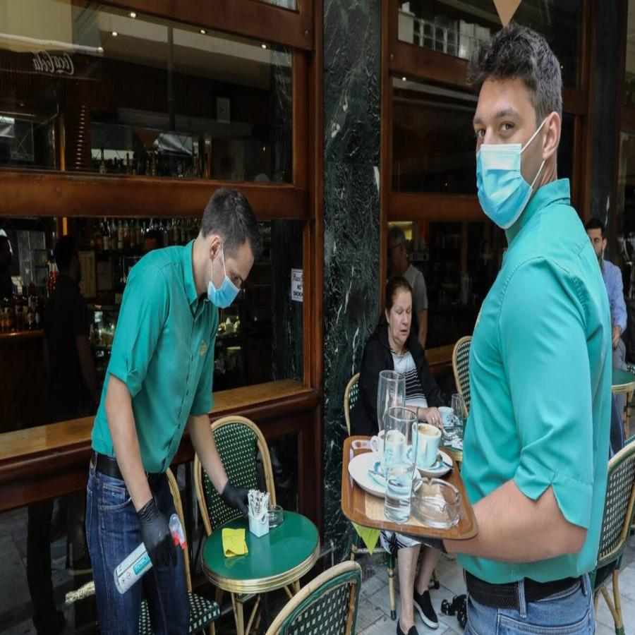 Αυτές είναι οι νέες ελευθερίες για τους πλήρως εμβολιασμένους – Τέλος τα μίνι lockdown