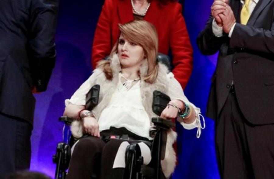 Το κράτος θα καλύψει τα έξοδα για θεραπεία στη Γερμανία – Ευχάριστα νέα για τη Μυρτώ της Πάρου