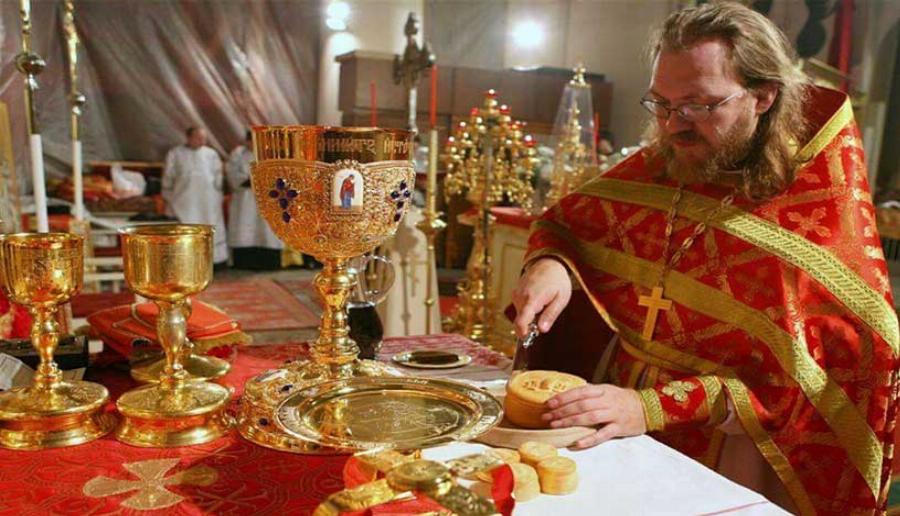 Τι να κάνω, Γέροντα Παΐσιε, πως να προετοιμάζομαι  για να κοινωνήσω;