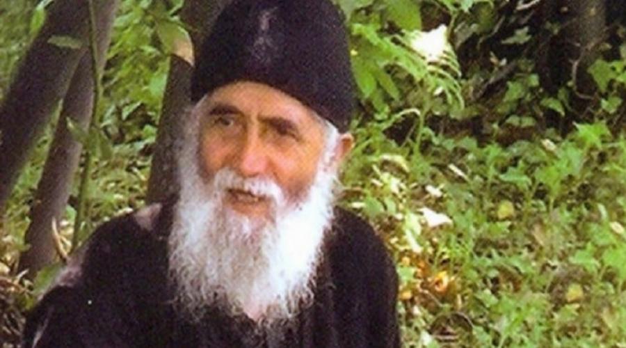 «Ο Θεός σκόπιμα αργεί να στείλει παιδιά σε ένα ανδρόγυνο»: Τα λόγια του Οσίου Παϊσίου