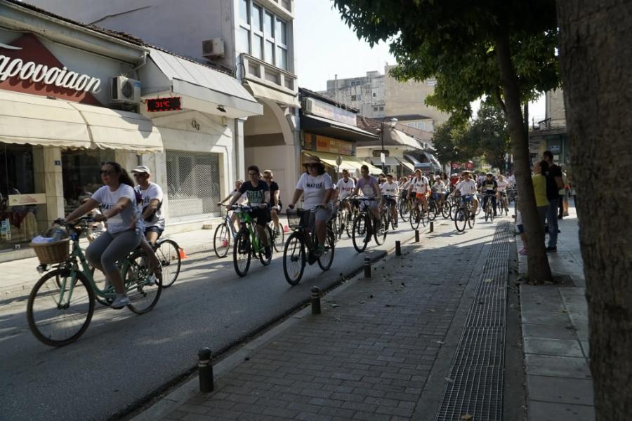 Η πόλη που αντικατέστησε τα αμάξια με 20.000 ποδήλατα και έβαλε τα γυαλιά σε όλη την Ελλάδα