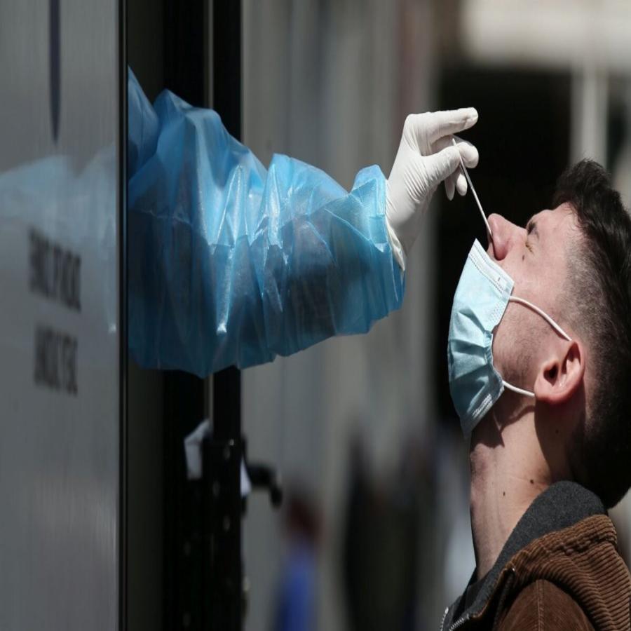 Ανεμβολίαστοι: Πρόστιμο έως και 600 ευρώ και αλλαγές σε καφέ, μπαρ και εστιατόρια