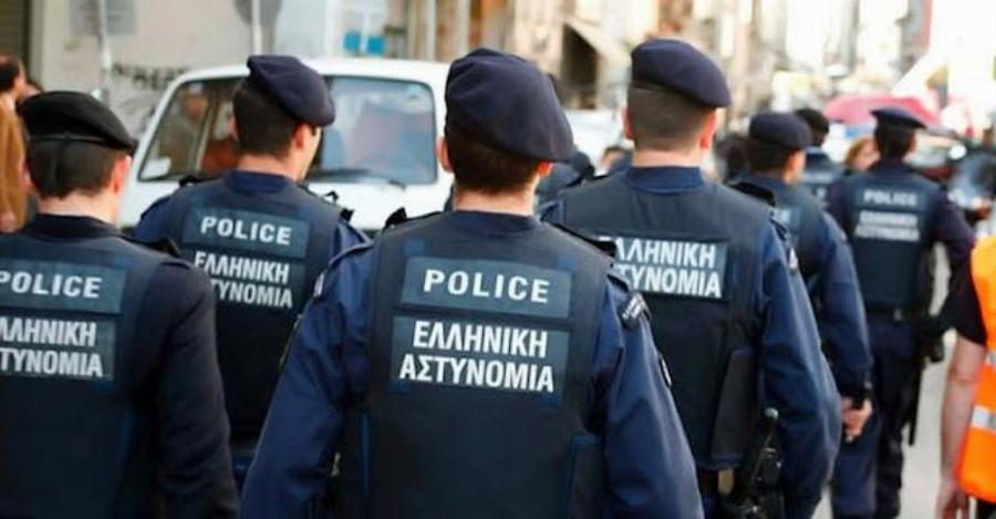Αστυνομικοί «κυνηγούν» ανεμβολίαστους: Μα πού ήταν τόσα χρόνια για κλέφτες, φονιάδες και βιαστές;