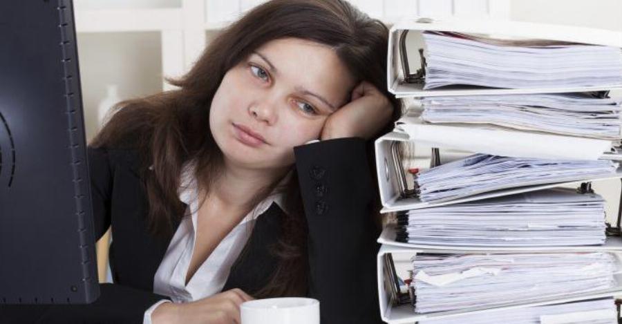 «Βαριέμαι να δουλέψω. Απαιτώ να με συντηρεί ο άντρας μου»