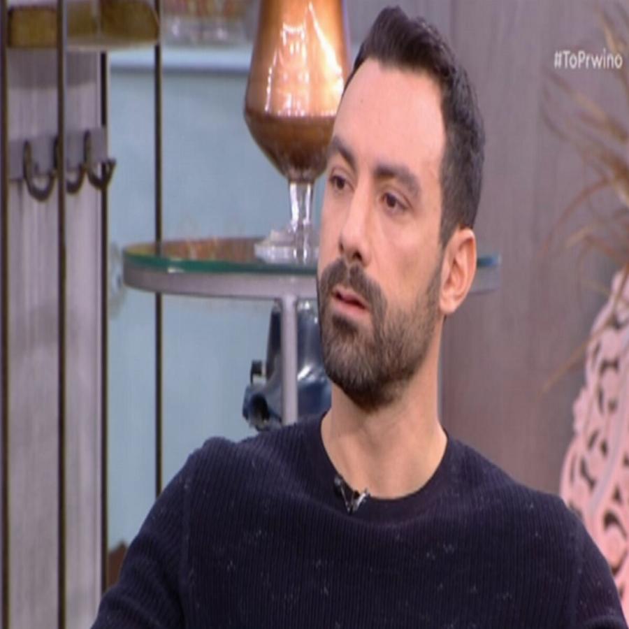 «Ούτε κάρτα δεν κουβαλάω πάνω μου. Πληρώνω τα πάντα σε μπούμερανγκς»: Ξέσπασμα Σάκη Τανιμανίδη