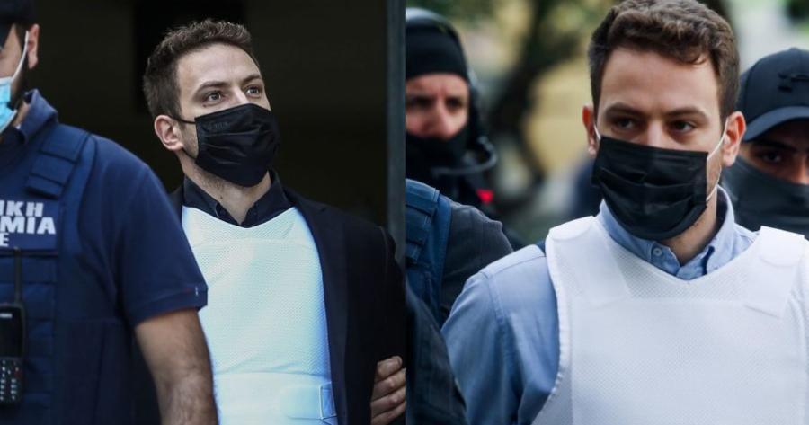 Φωτιά στις έρευνες: Η αποκάλυψη για τη σχέση του Μπάμπη Αναγνωστόπουλου με την «Εμμανουέλα της Συγγρού»