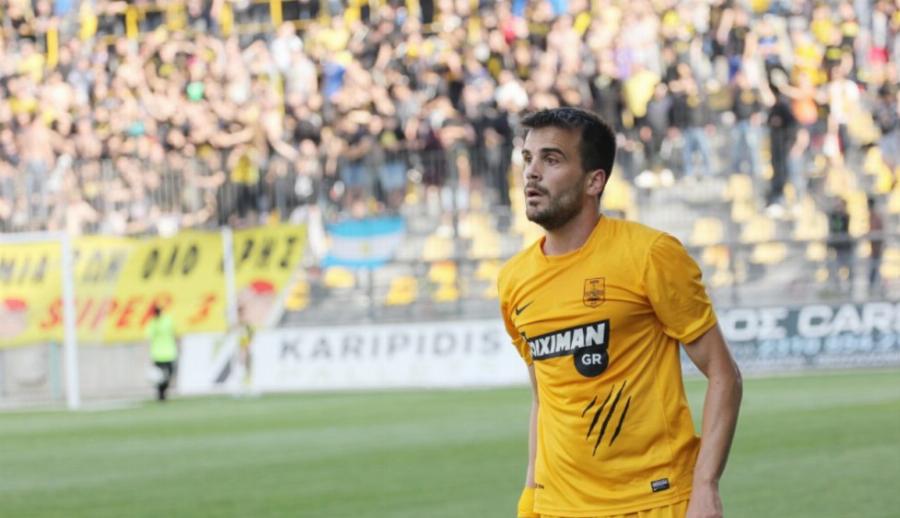 Νεκρός βρέθηκε στο αμάξι του ο ποδοσφαιριστής Νίκος Τσουμάνης