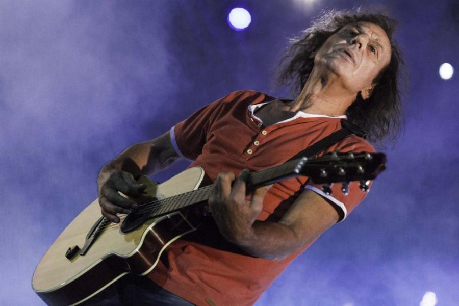 Η εξομολόγηση του Βασίλη: «Η κόρη μου με βοήθησε να ξεπεράσω την κατάθλιψη»