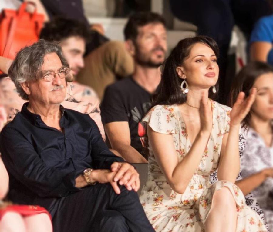 Νίκος Γαλανός: Ακύρωσε τον γάμο του με την 30 χρόνια μικρότερη σύντροφό του