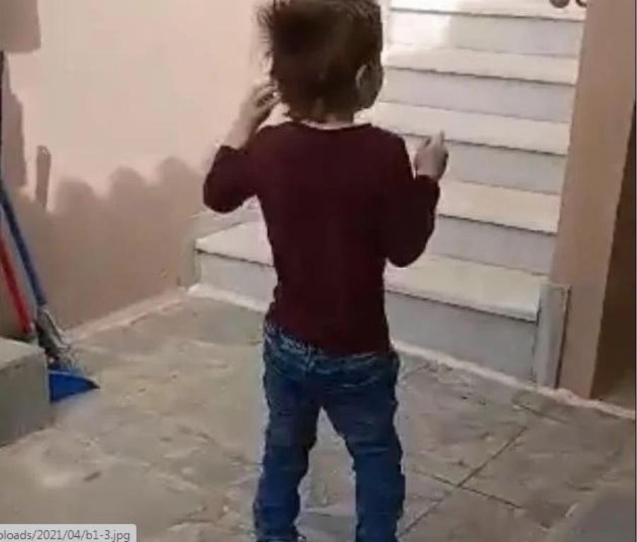 Ο μικρός Γιάννης περπάτησε ξανά χάρη στον Άγιο Ταξιάρχη – Πλήθη λάου στον Ταξιάρχη που δακρύζει ακατάπαυστα