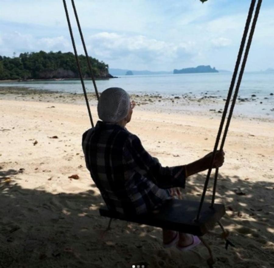 90χρονη γιαγιά: Ταξίδευε μόνη της σε όλο τον κόσμο και μοιράζονταν τα πάντα στο Instagram