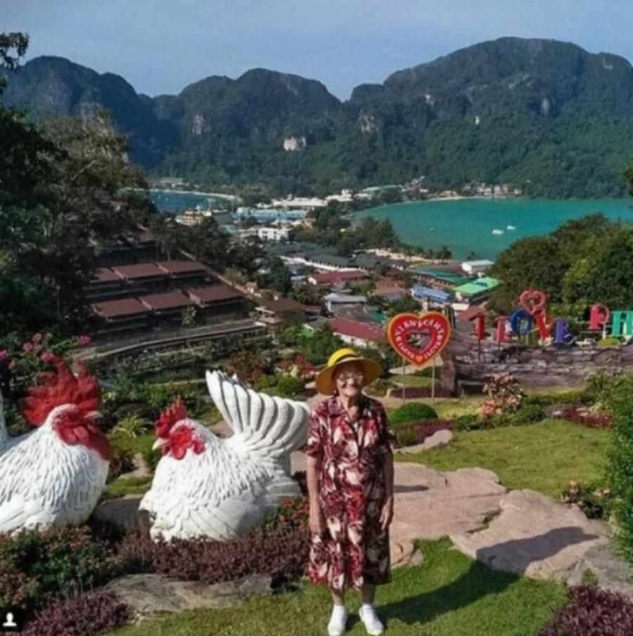 90χρονη γιαγιά: Ταξίδευε μόνη της σε όλο τον κόσμο και μοιράζονταν τα πάντα στο Instagram