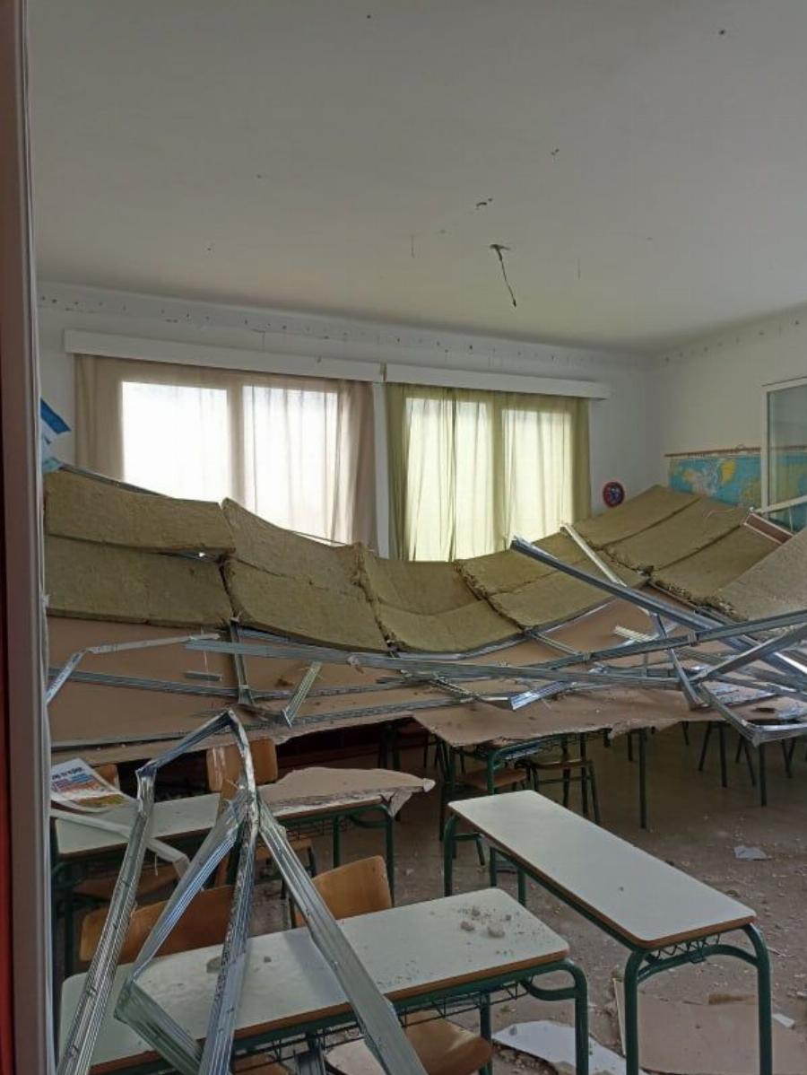 Κατέρρευσε η ψευδοροφή σε σχολείο στην Θεσσαλονίκη– Άγιο είχαν οι μαθητές