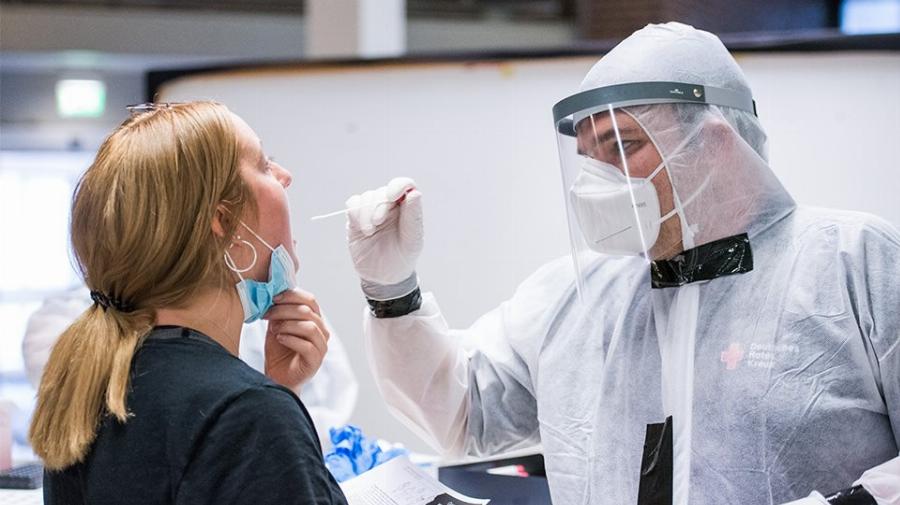 Ματίνα Παγώνη: Με διπλή μάσκα και rapid στα σούπερ μάρκετ οι ανεμβολίαστοι