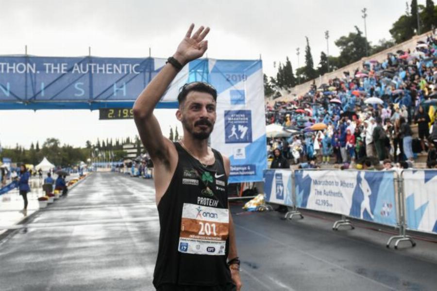 Μαραθώνιος 2021: Νικητής ο Κώστας Γκελαούζος σπάζοντας ρεκόρ 17 ετών
