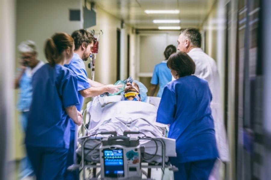 Ευχαριστώ την Bιργινία του Ευαγγελισμού, τη νοσηλεύτρια που δίνει κουράγιο σε όσους υποβάλλονται σε δύσκολες θεραπείες