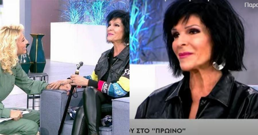 «Έφτασα 37 κιλά»: Με μπαστούνι εμφανίστηκε η Σοφία Βόσσου στην πρώτη της τηλεοπτική συνέντευξη μετά την περιπέτεια υγείας της