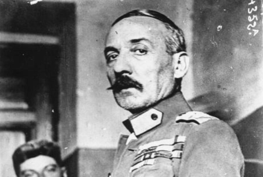 Κάποτε στην Ελλάδα κρέμαγαν τους καταχραστές δημόσιου χρήματος