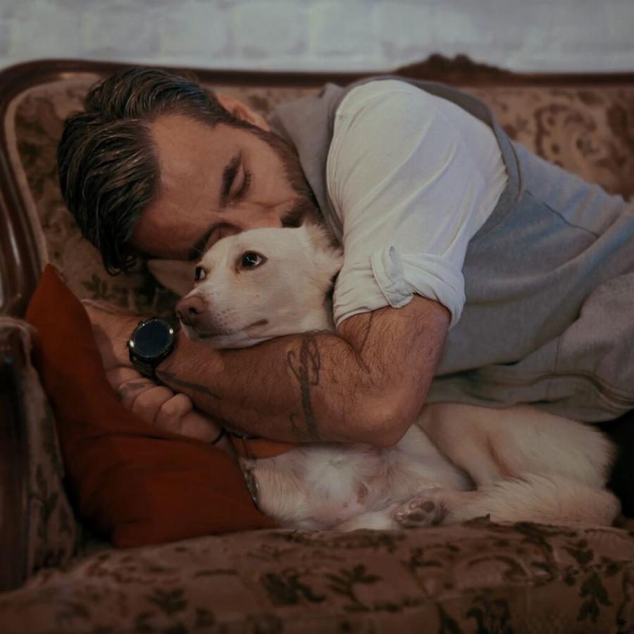 Ραγίζει καρδιές η ανάρτηση του Γιώργου Μαυρίδη για τη Μόλυ του – «Θέλω να ‘ρθω εκεί ψηλά»