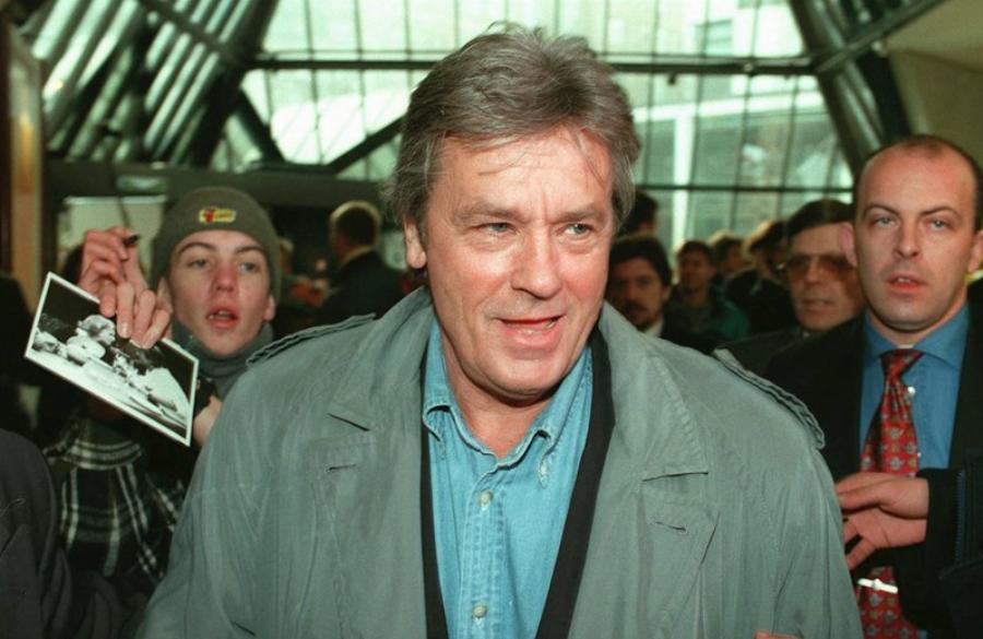 Αλεν Ντελόν: «Ξερνάω με αυτόν τον κόσμο, φεύγω χωρίς λύπη»