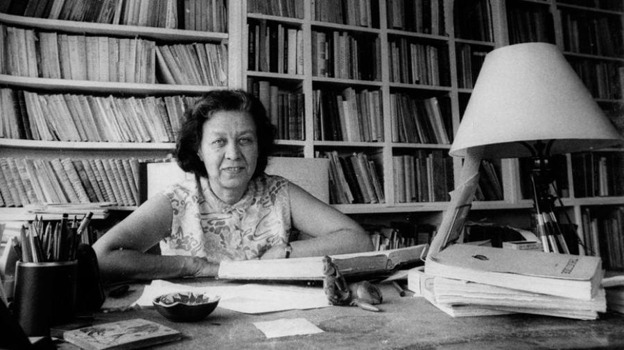 Η κορυφαία Γαλλίδα Ελληνίστρια Ζακλίν ντε Ρομιγί: Όλος ο κόσμος πρέπει να μάθει Ελληνικά