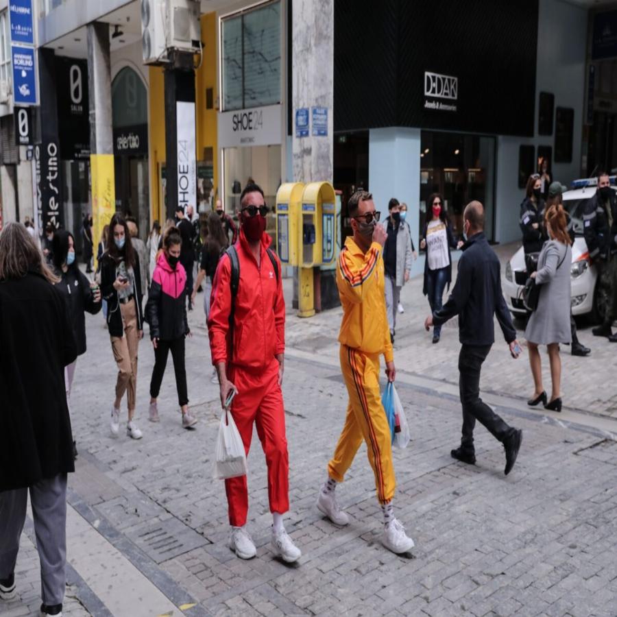 Πως θα γλυτώσουμε το lockdown: Τα 4 μέτρα που έχουν πέσει στο τραπέζι