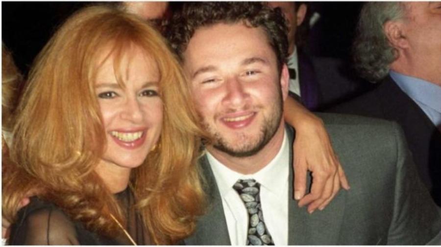 Γιάννης Παπαμιχαήλ: «Όταν είσαι 5,6 χρονών και βλέπεις τους γονείς σου να πιάνονται στα χέρια, σου μένει ένα τραύμα»