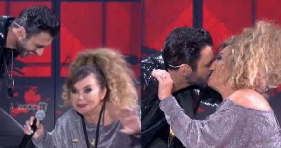 Μαρίνος Κόνσολος: Φίλησε την Ελένη Δήμου στο στόμα