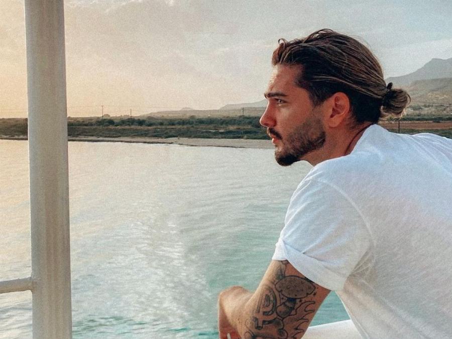 Χρήστος Μάστορας: Ραγίζει καρδιές – Το συγκινητικό «αντίο» στην αγαπημένη του γιαγιά