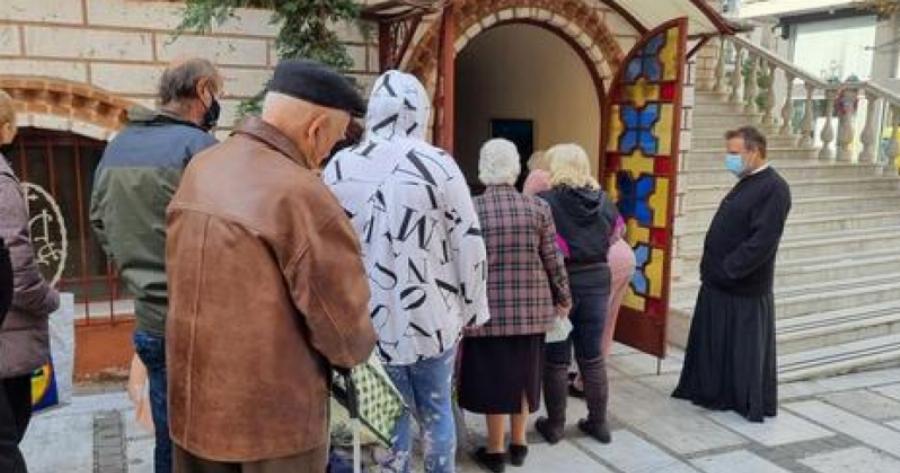 Καμία αναφορά από τα Ελληνικά ΜΜΕ για τα γεροντάκια που πεινανε: Ρεπορτάζ «κόλαφος» της DW