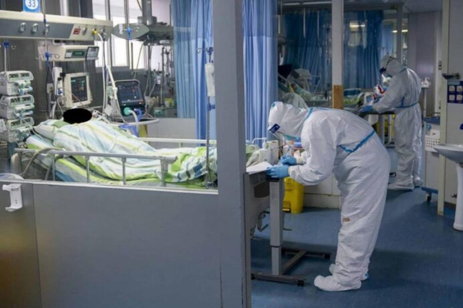 Μέγα θαύμα: «Κάνε λίγο πιο αριστερά, γιατί πίσω σου βρίσκονται ο Άγιος Νεκτάριος και ο Μέγας Βασίλειος»